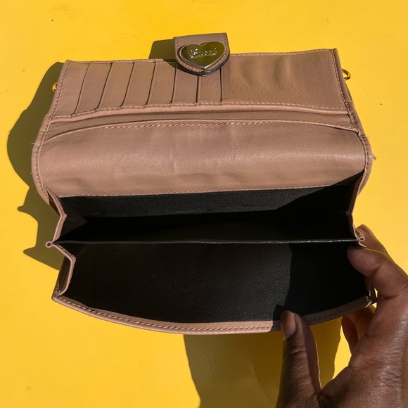 Authentic Gucci wallet on chain - Picture 8 of 15